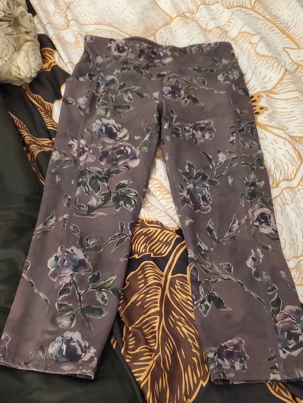 Women's Floral Grape Colored Cropped Leggings